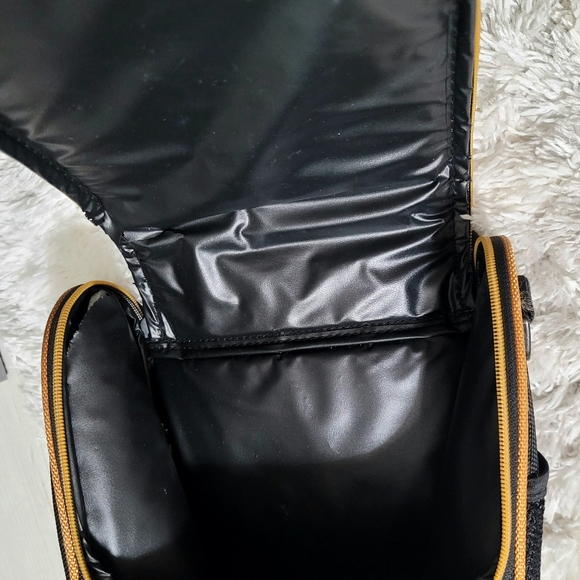 Transformers Bubblebee Dark of the Moon Lunch Box - Picture 10 of 15